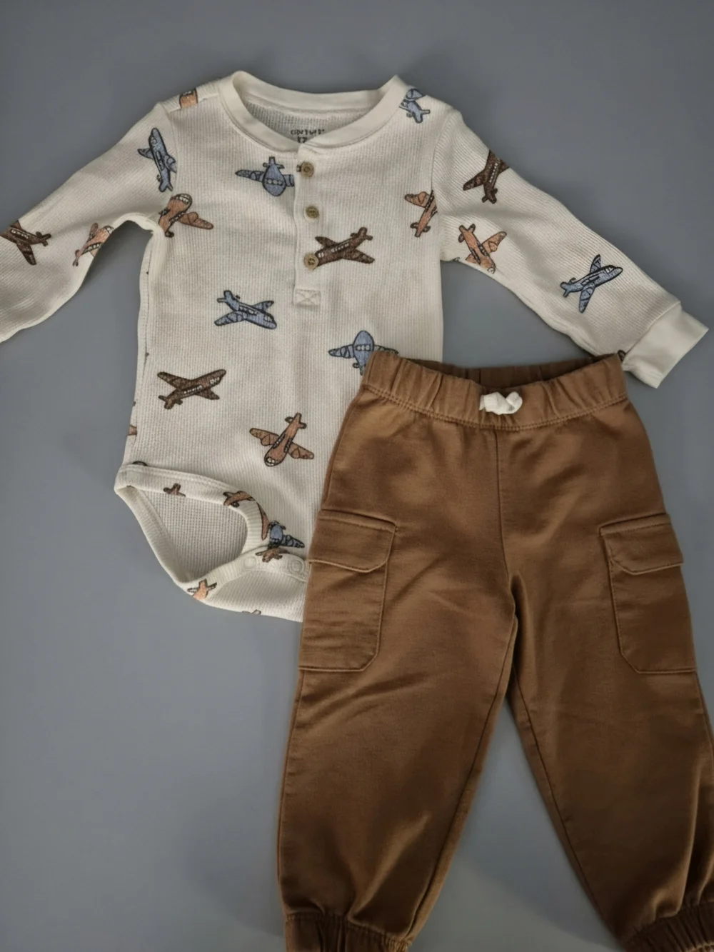 Carter's Airplane Print Bodysuit & Cargo Joggers Set 12 Months